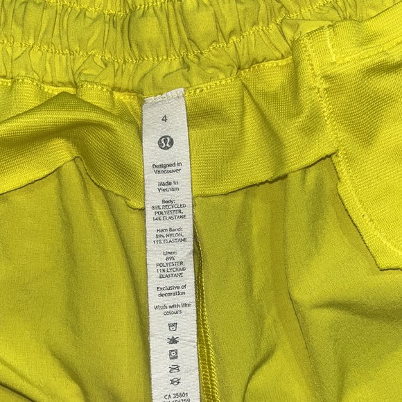 Lululemon shorts - Picture 4 of 6
